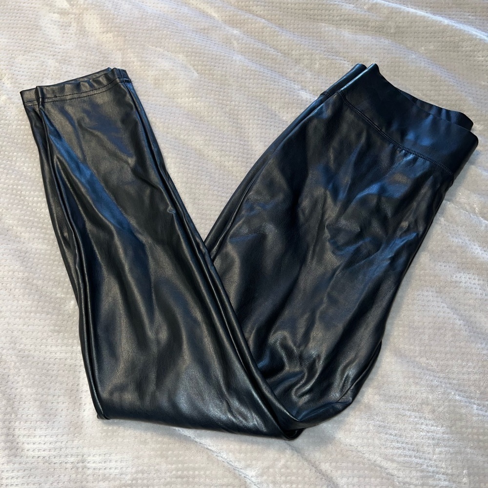I.N.C. faux Leather Pants size 8 - Picture 2 of 6